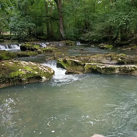Habitación Con Vistas En Bádames Compartido El Piso Con El Propietario Y Otros Huéspedes