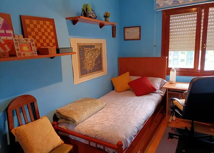 Habitación Con Vistas En Bádames Compartido El Piso Con El Propietario Y Otros Huéspedes *