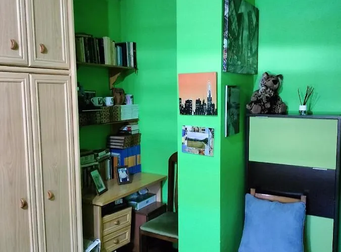 Habitación Con Vistas En Bádames Compartido El Piso Con El Propietario Y Otros Huéspedes *